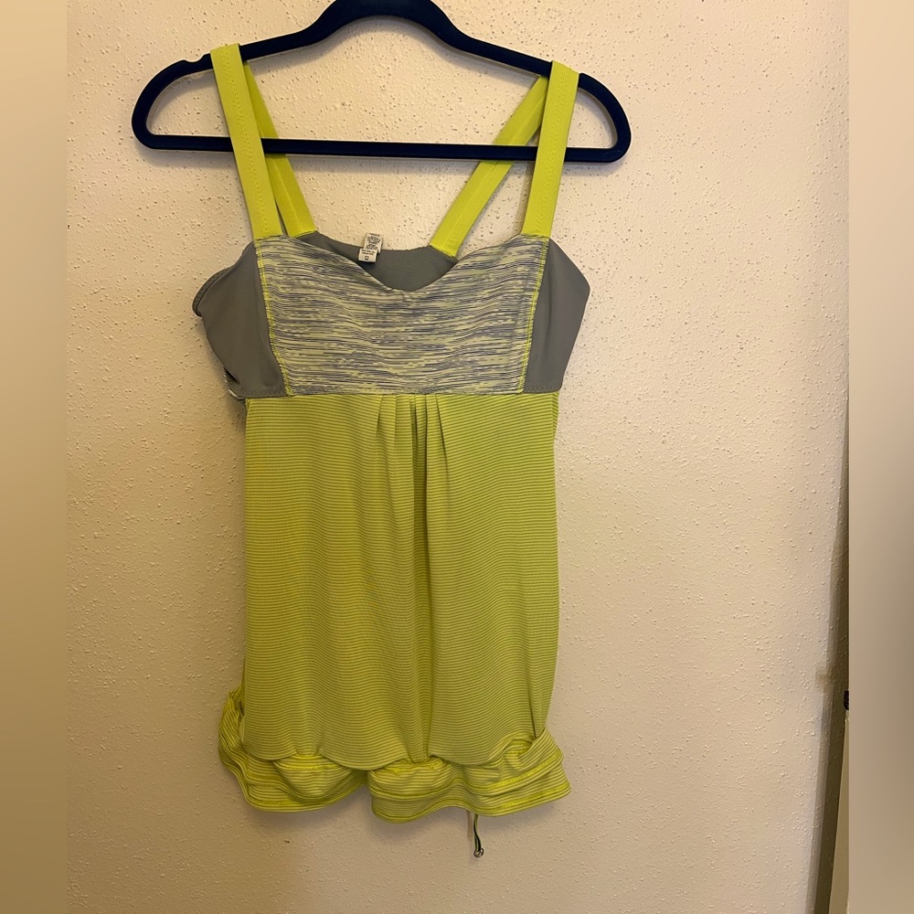 ‎lululemon - Picture 2 of 6
